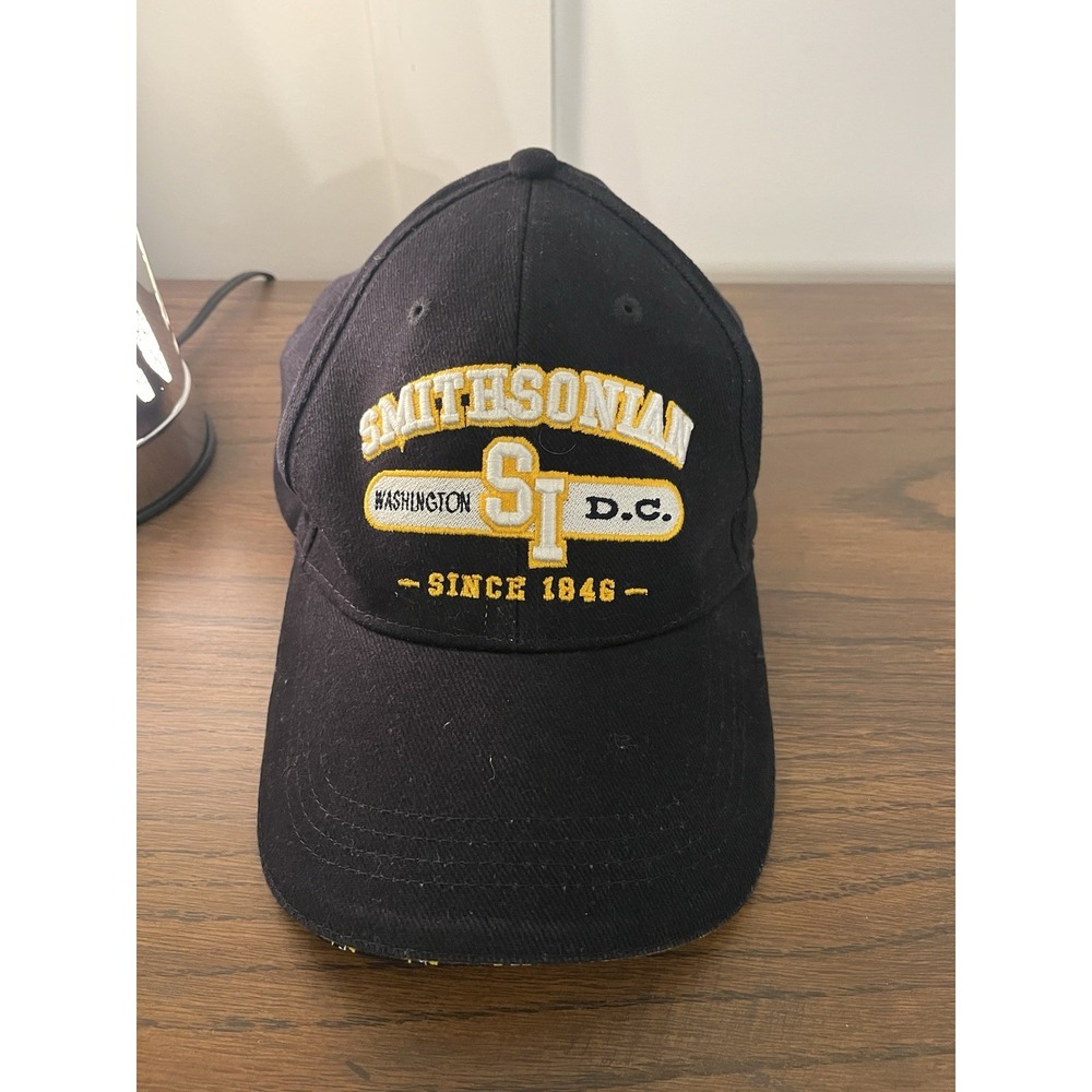 Smithsonian Institution Washington DC Baseball‎ Cap Hat Black Yellow Embroidered